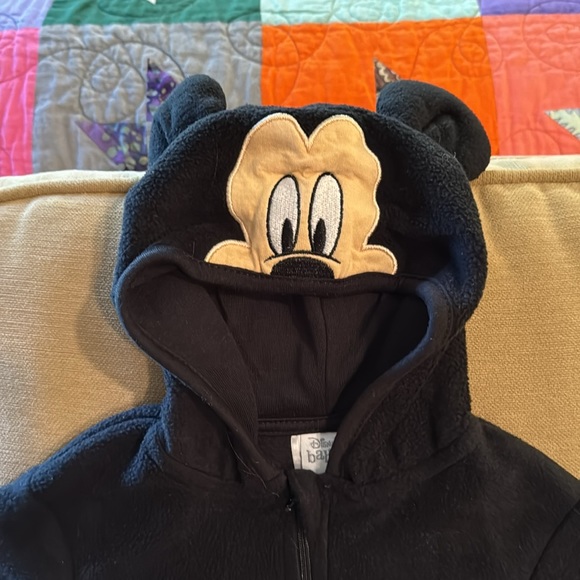 Infant Mickey Mouse onesie Sz 0/3 mos + Santa tunic and hat Sz 3-6 mos - Picture 3 of 8